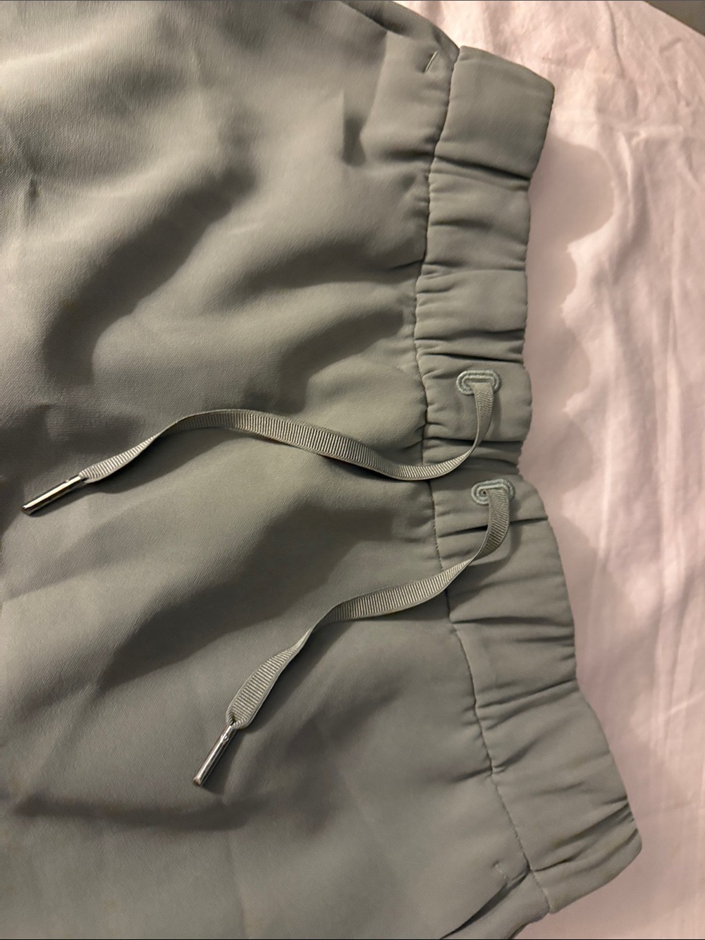 Lululemon - Picture 2 of 7
